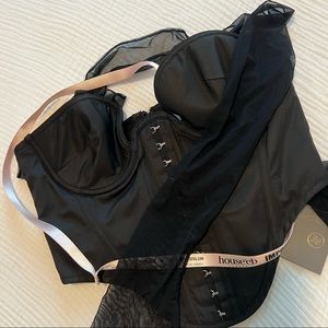 House of CB black Mina corset top. Size medium. NWT
#houseofcb